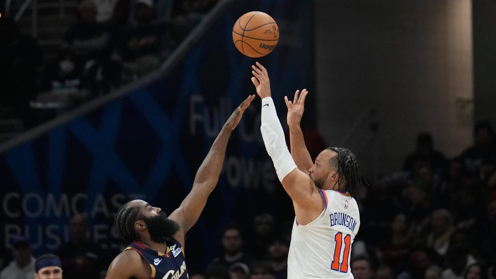 Los Knicks asaltan Cleveland y acarician las Finales