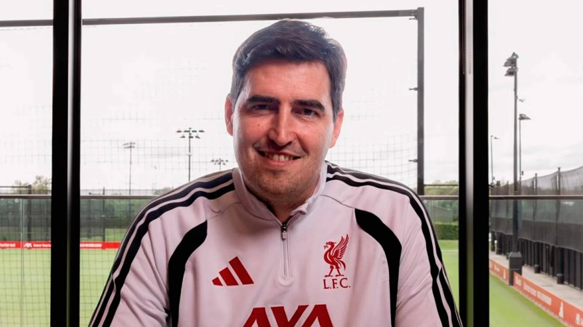 Andoni Iraola se convierte en el nuevo entrenador del Liverpool