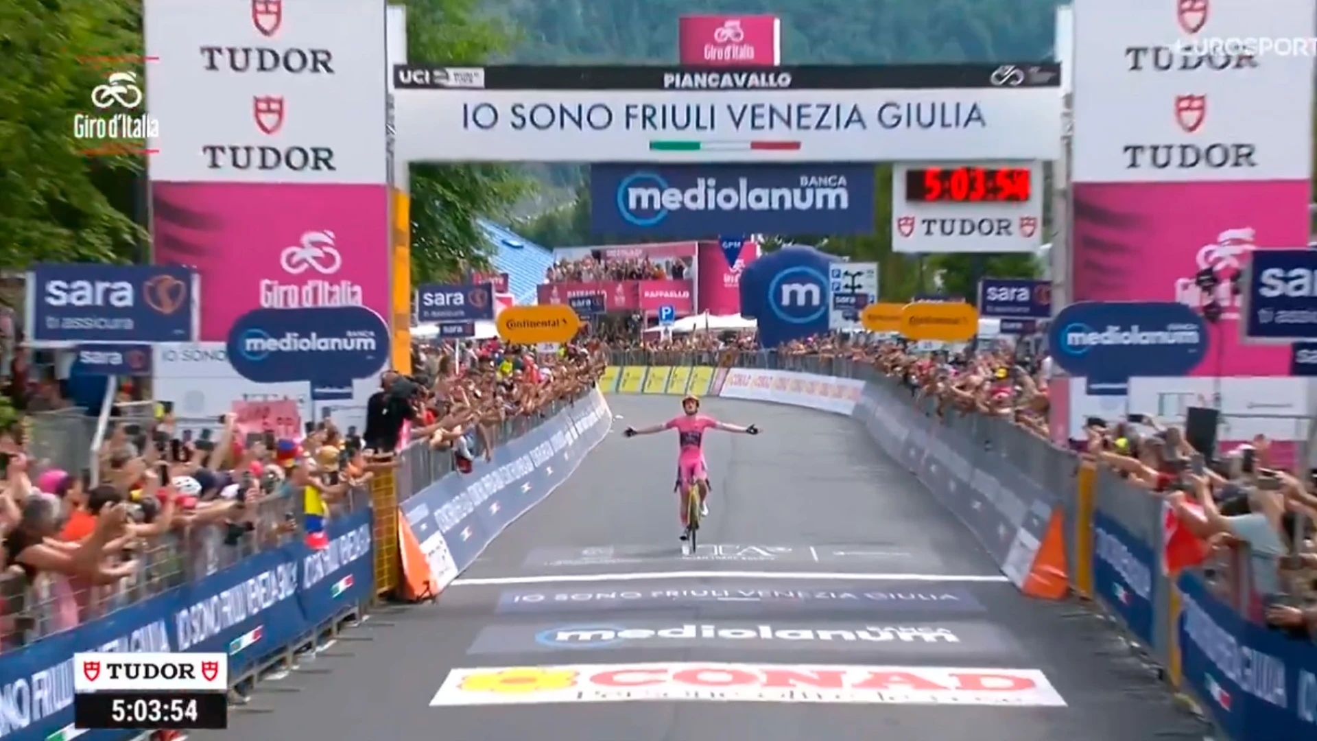 Vingegaard sentencia el Giro en Piancavallo con su quinta victoria