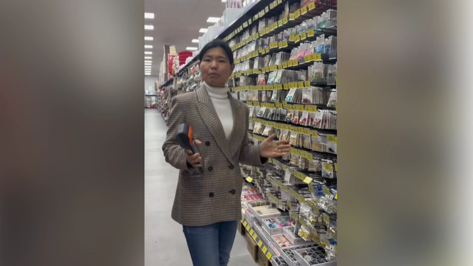 Fang Ling, dueña de un bazar chino: 