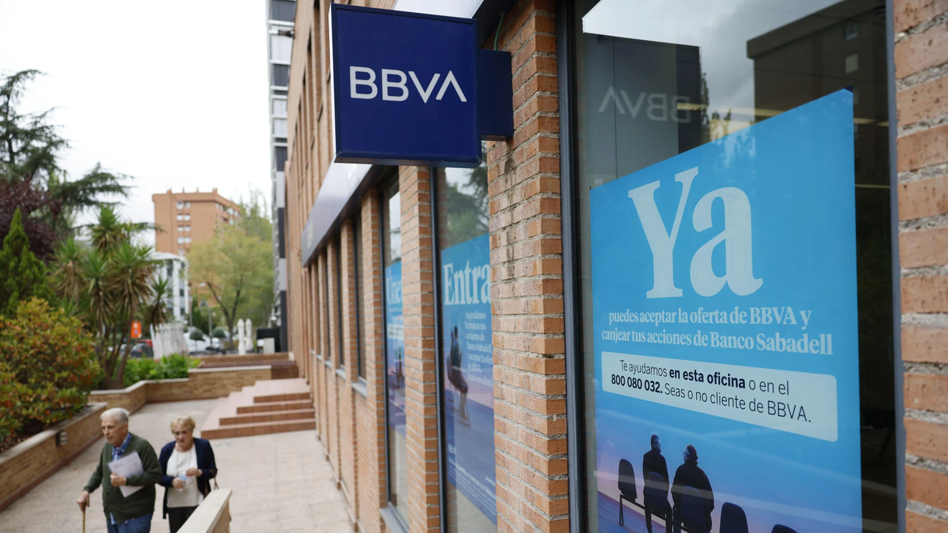 Los españoles guardan 39.000 millones de euros más en el banco: 