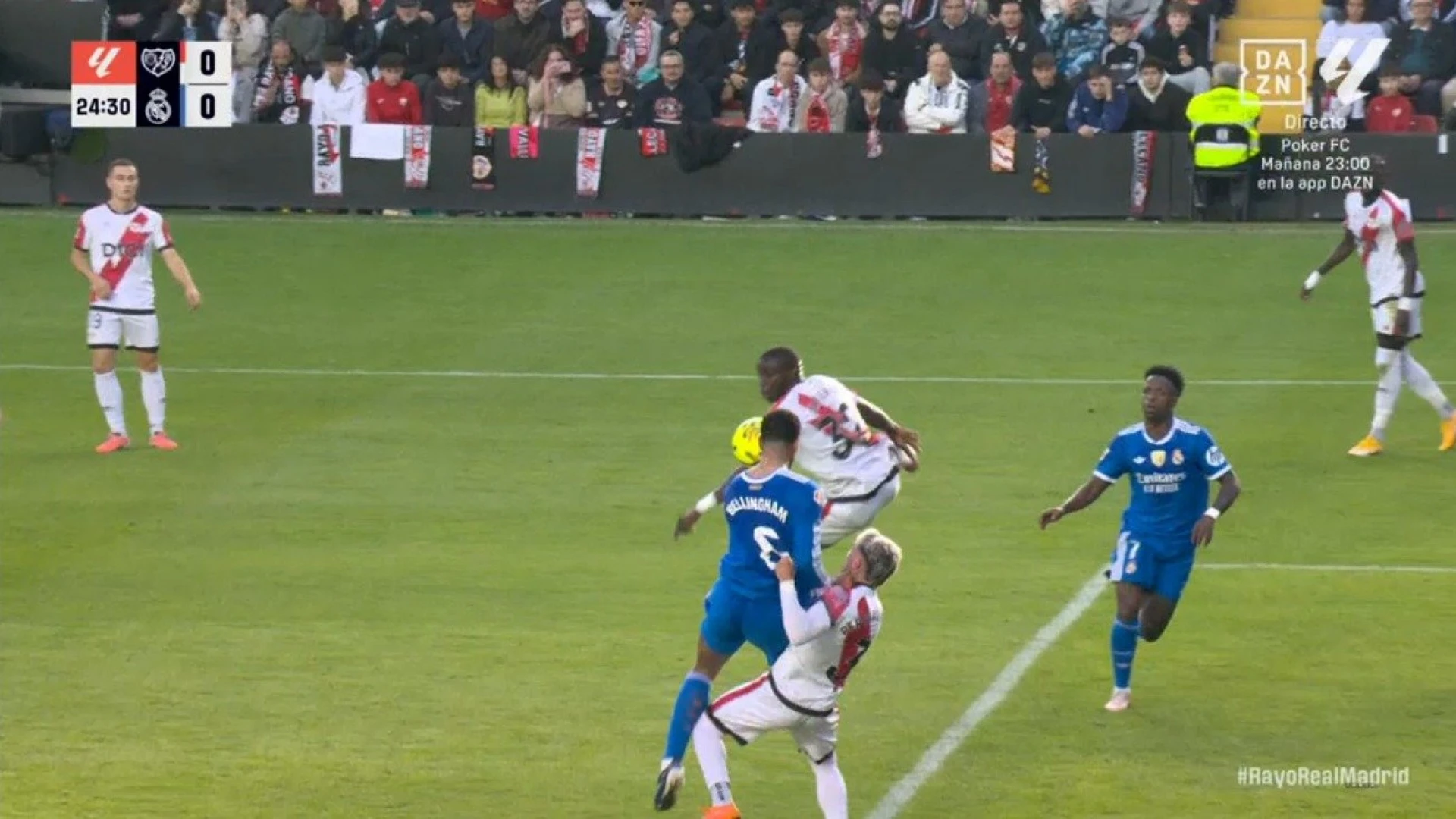 Paco González, director de Tiempo de Juego, sobre el agarrón de Chavarría sobre Bellingham en el Rayo-Real Madrid: 