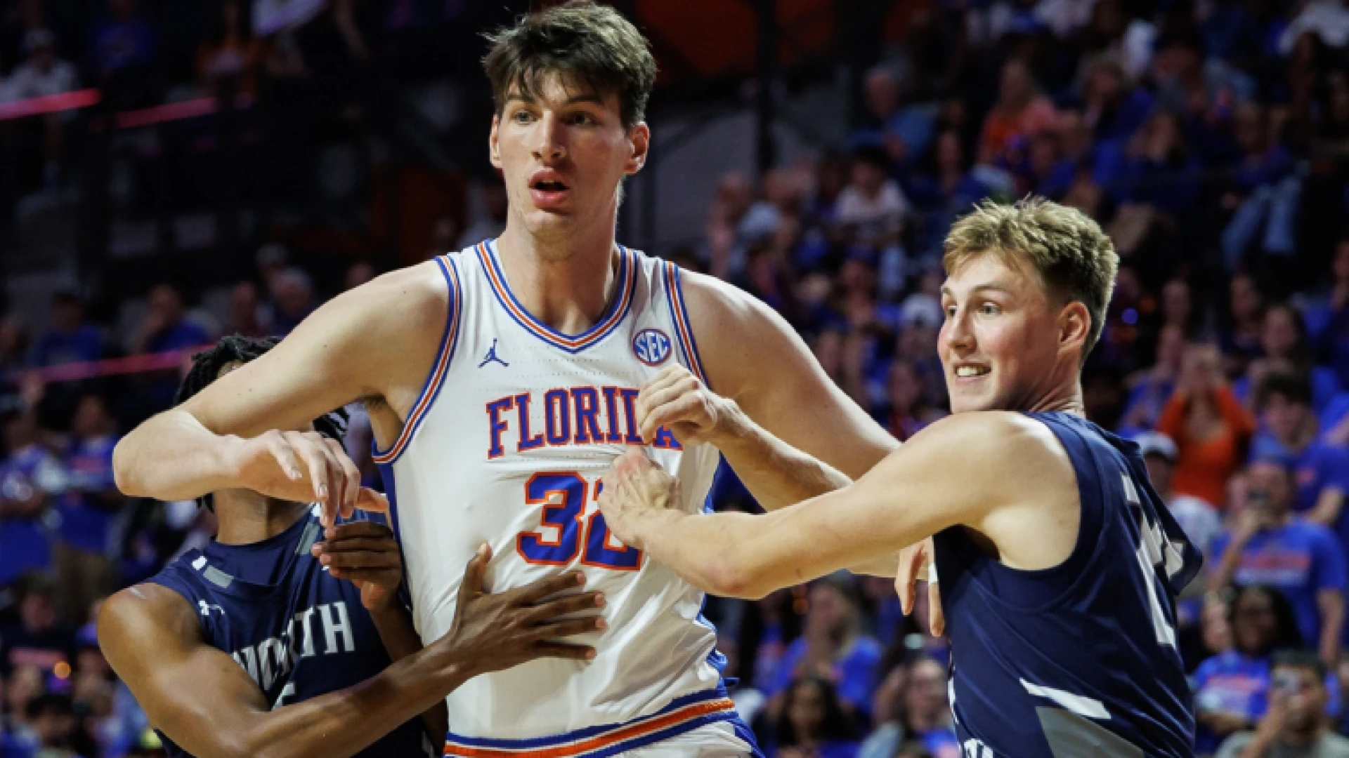 El paso hacia la NBA del asombroso Olivier Rioux, el chico más alto de la historia