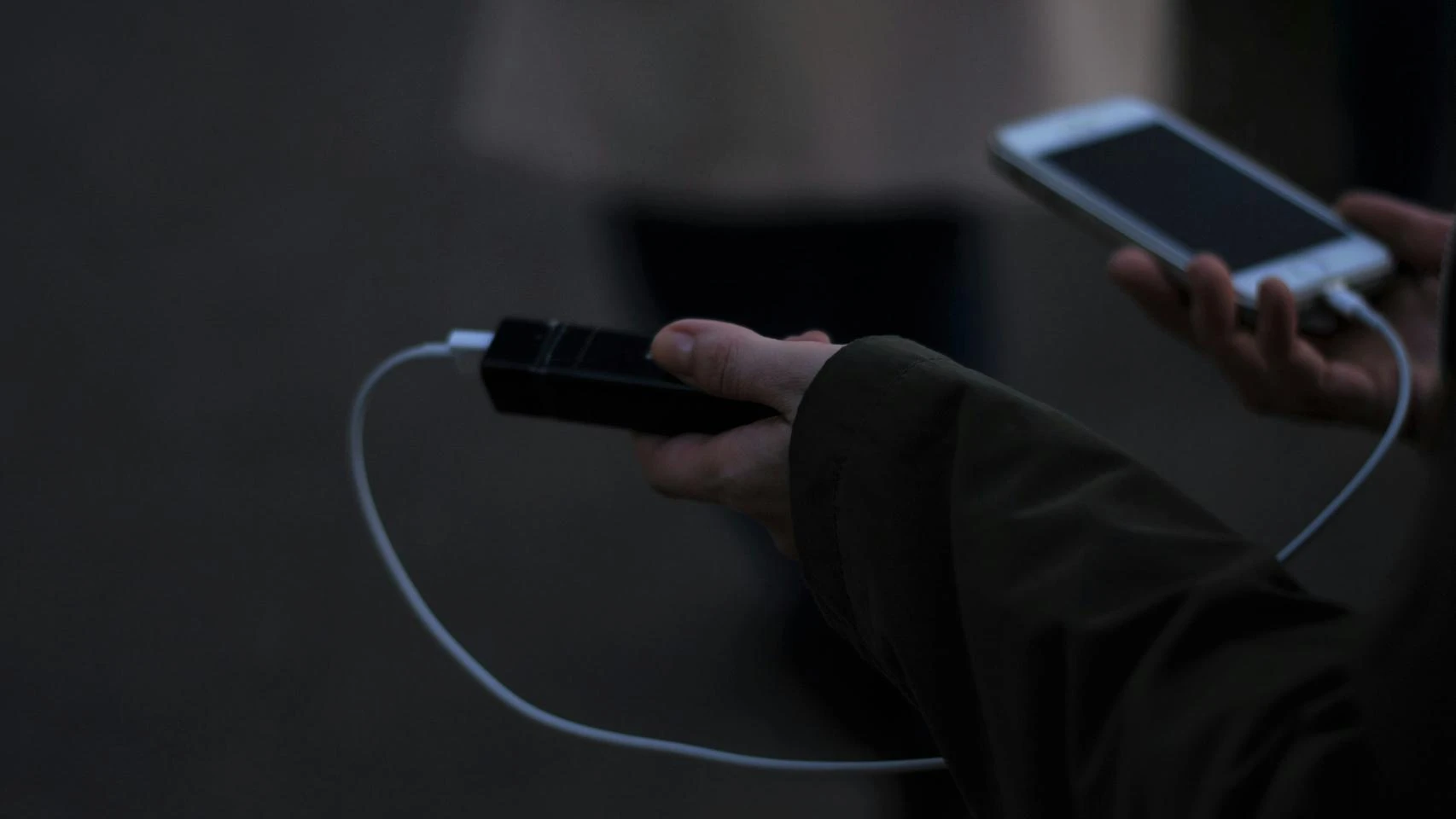 Tecnológicas y telecos comienzan a activar sus protocolos antiapagones tras el aviso de Red Eléctrica