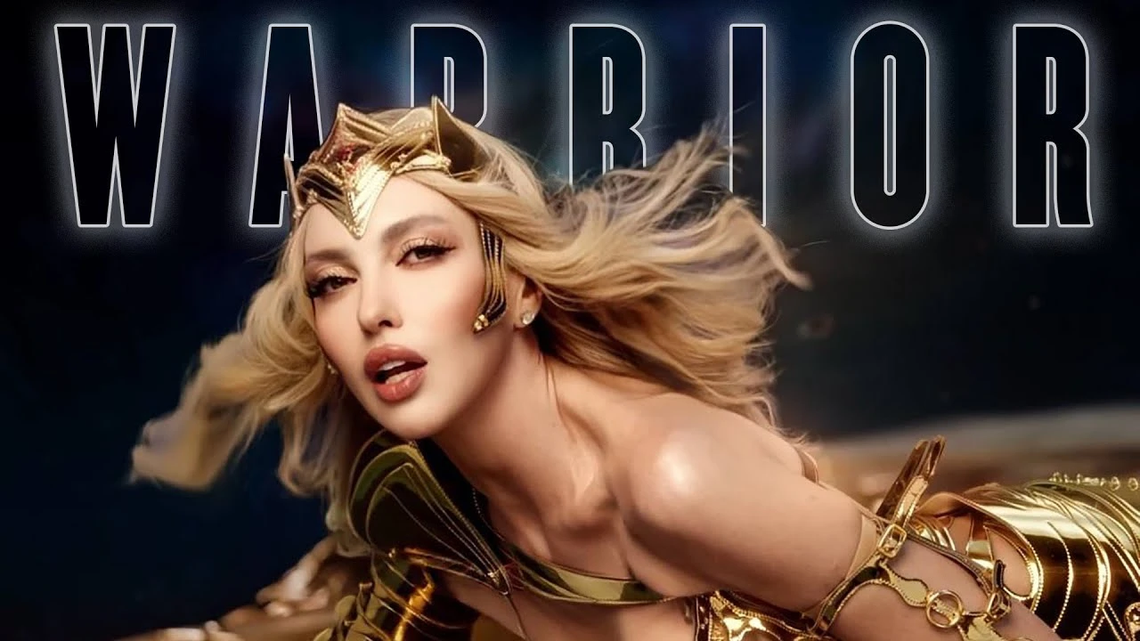 Княгиная Ольга та супержінка. Полякова запрем'єрила хіт Warrior, який записала із британцями. Відео