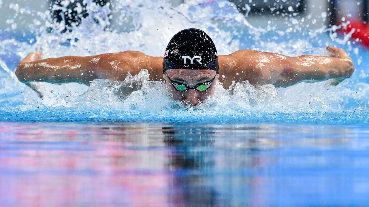 Z flagą i hymnem. Kolejna dyscyplina z rosyjskimi sportowcami