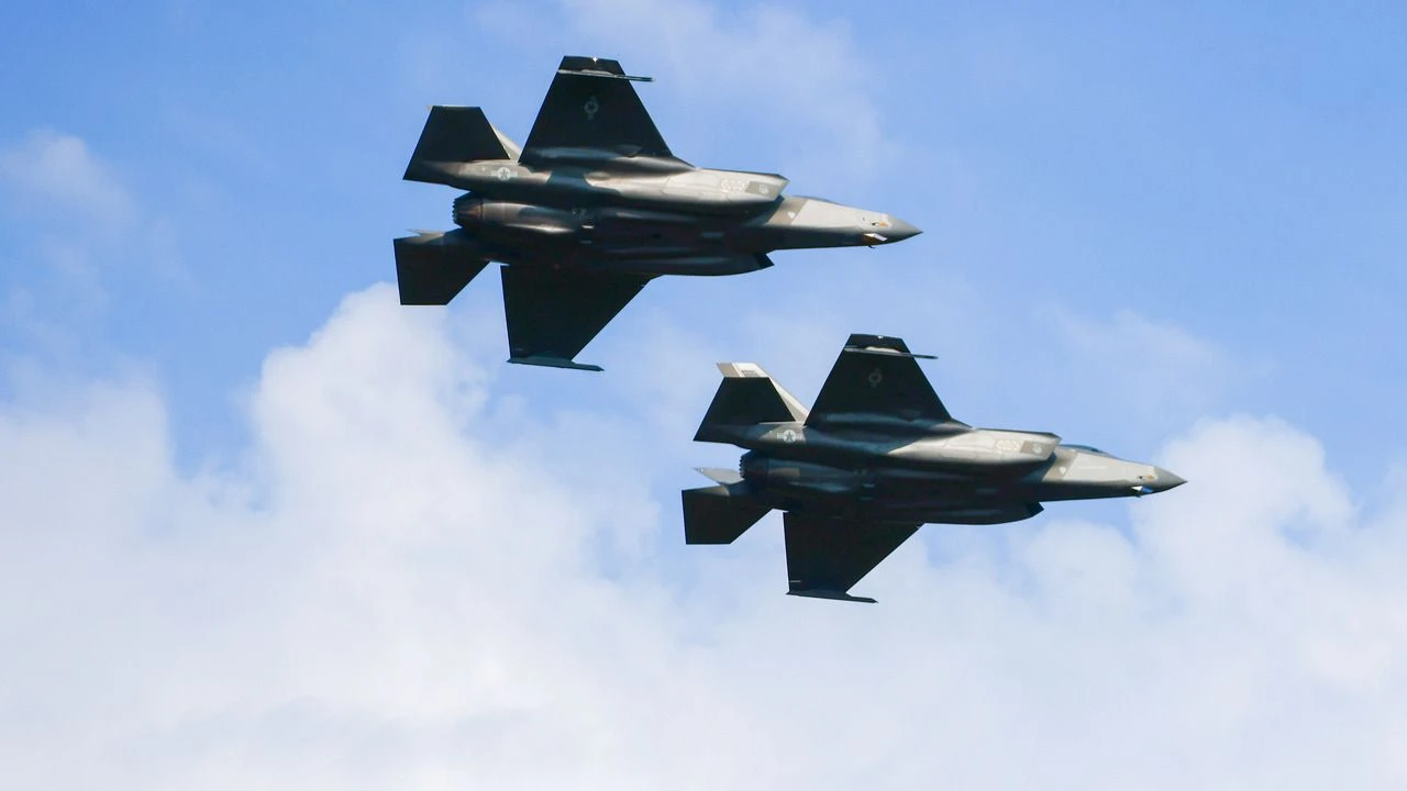 Pierwsze „Husarze” już w Polsce. Samoloty F-35 wylądowały w Łasku