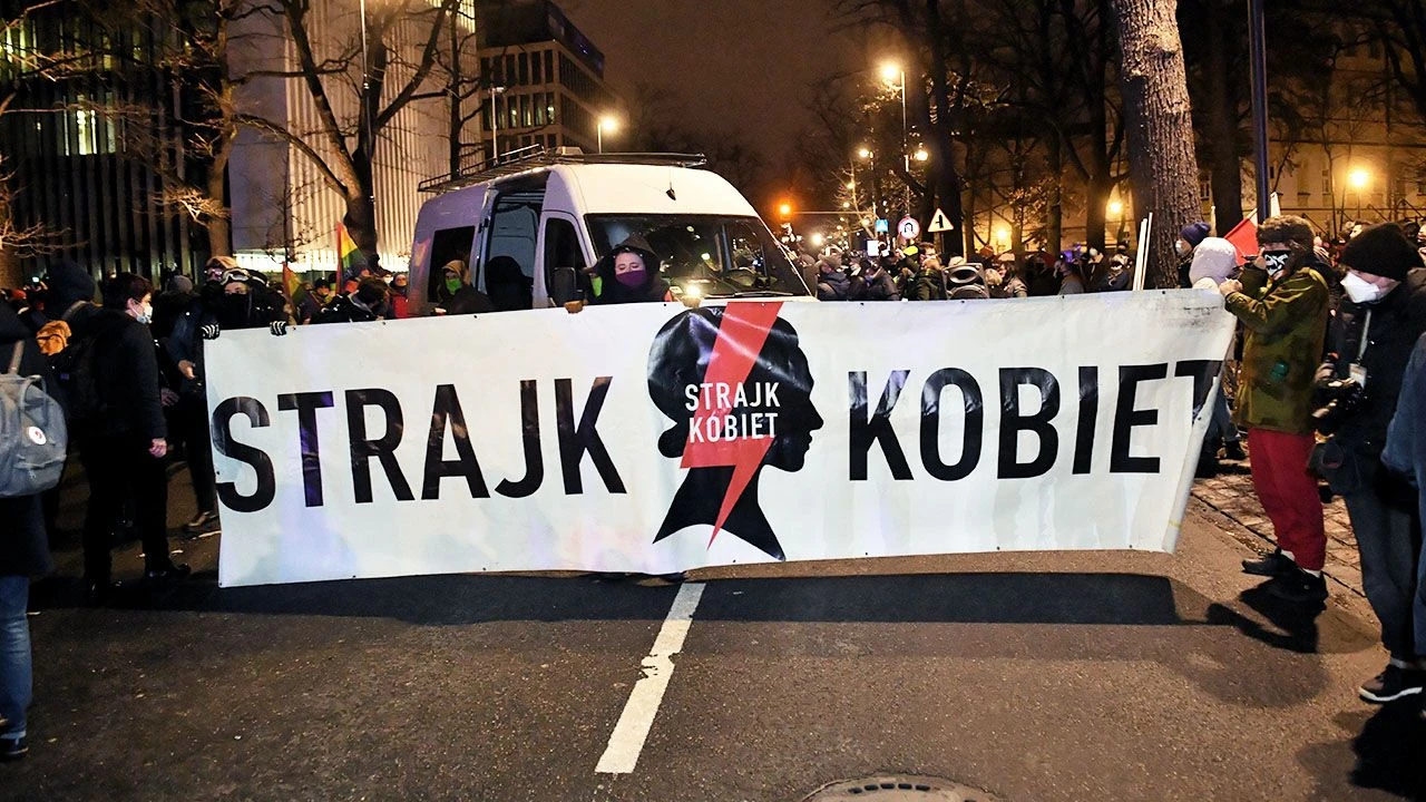 Wjechał autem w uczestniczki Strajku Kobiet. Jest akt oskarżenia