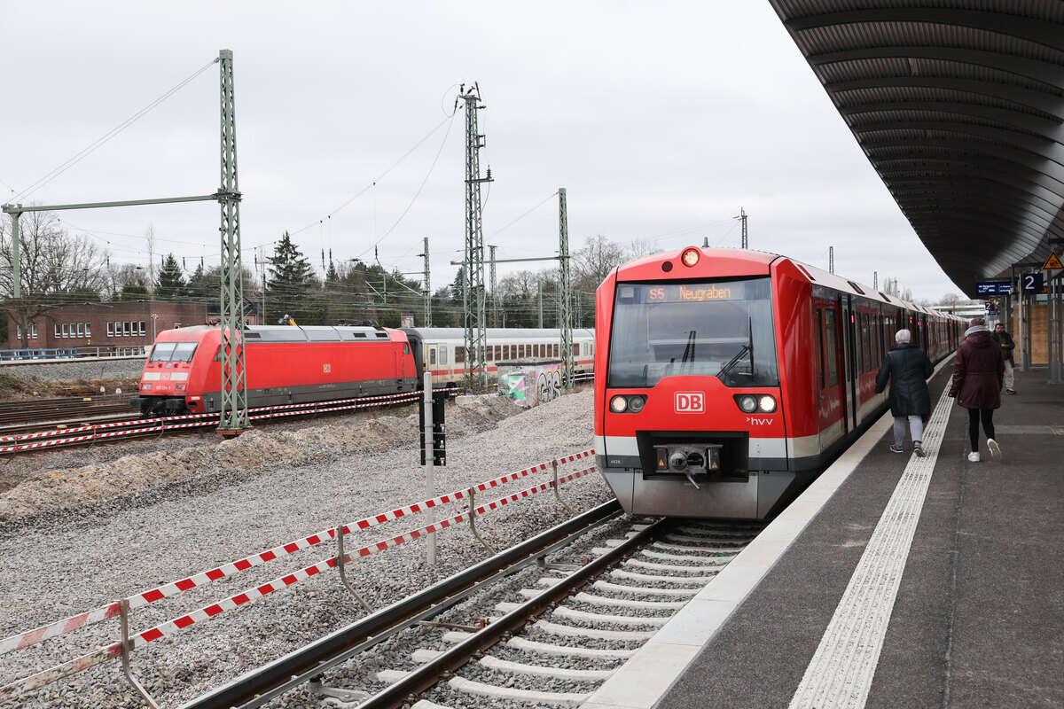 Nach zwei Jahren Umbau: S3 und S5 fahren wieder über S-Bahn-Station Diebsteich