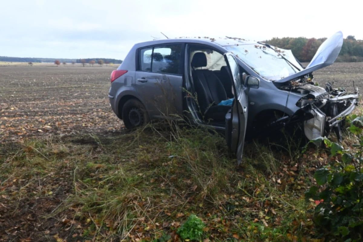 Während des Überholens erschreckt: Mehrere Autos verunfallen auf B71