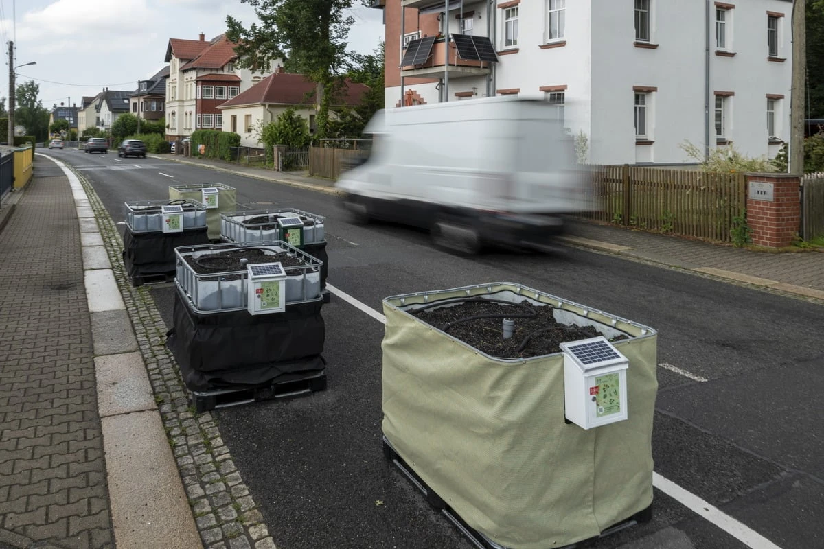 Pflanzenkübel gegen Raser: Verkehrsversuch in Chemnitz wird beendet