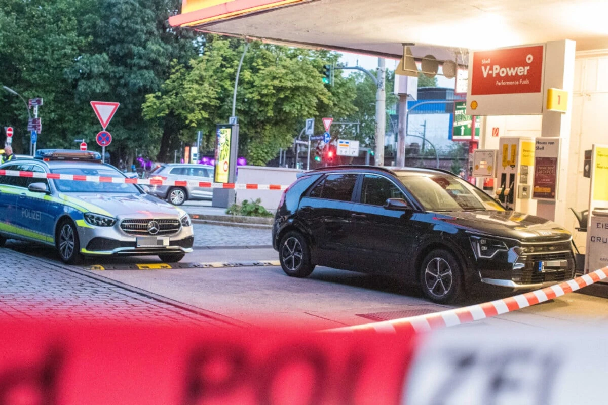 Dienstwaffe aus Streifenwagen geklaut: Polizei nimmt 35-Jährigen fest