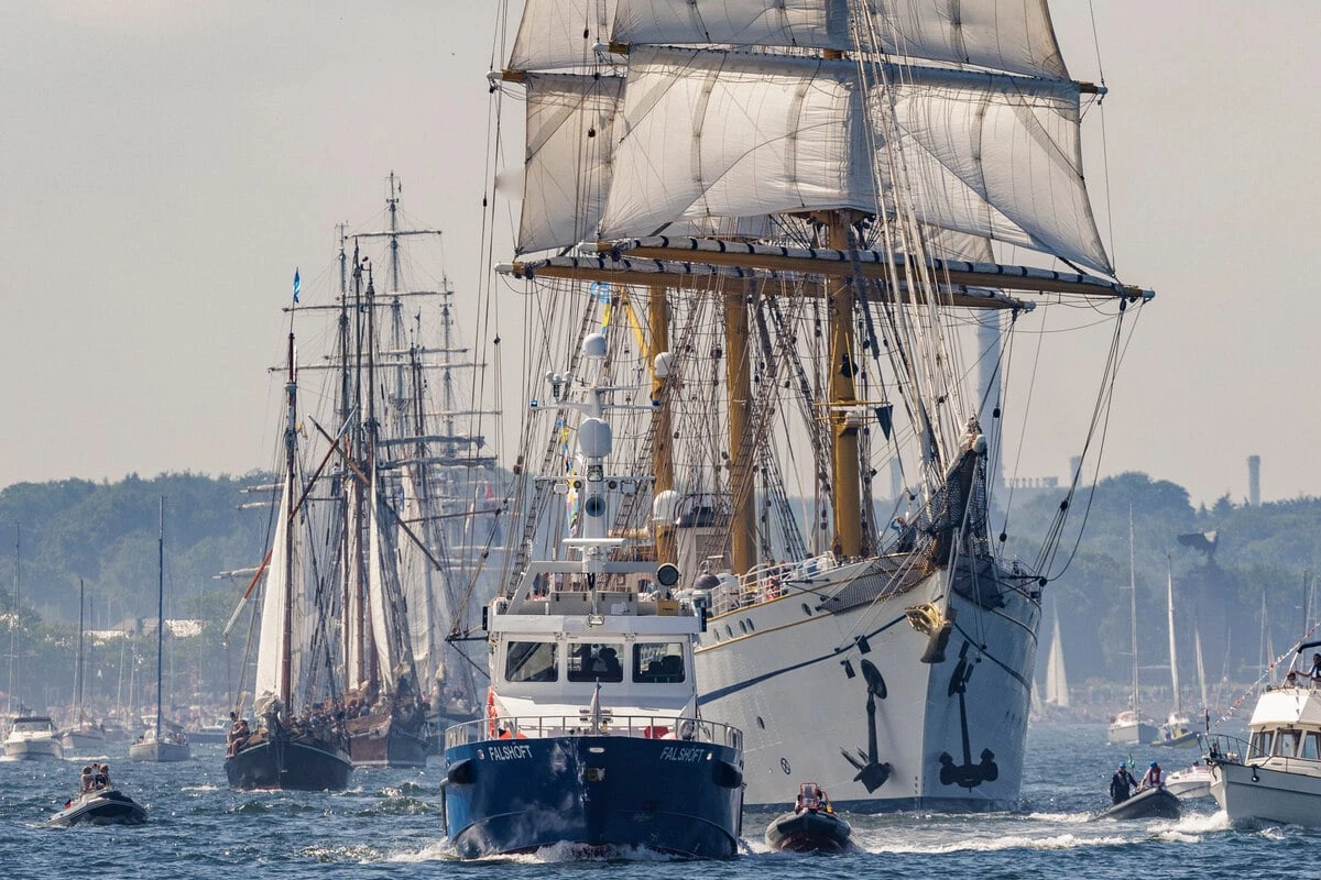 Marineschiff 