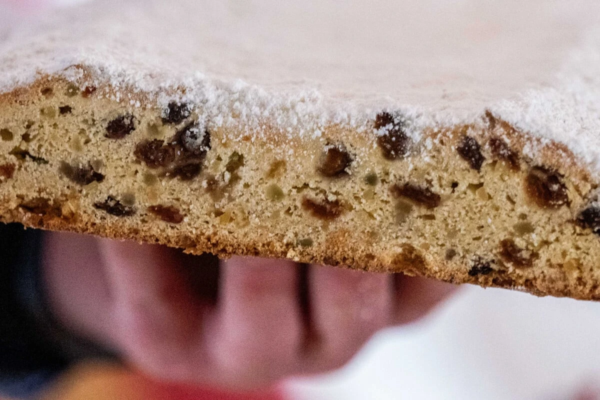 Neuer Bürokratie-Wahnsinn: Muss 750-Gramm-Stollen direkt unterwegs gegessen werden?