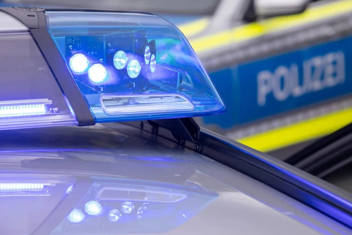 Schlimme Szenen: Lehrerin verlässt nach rechtsextremen Drohungen Schule