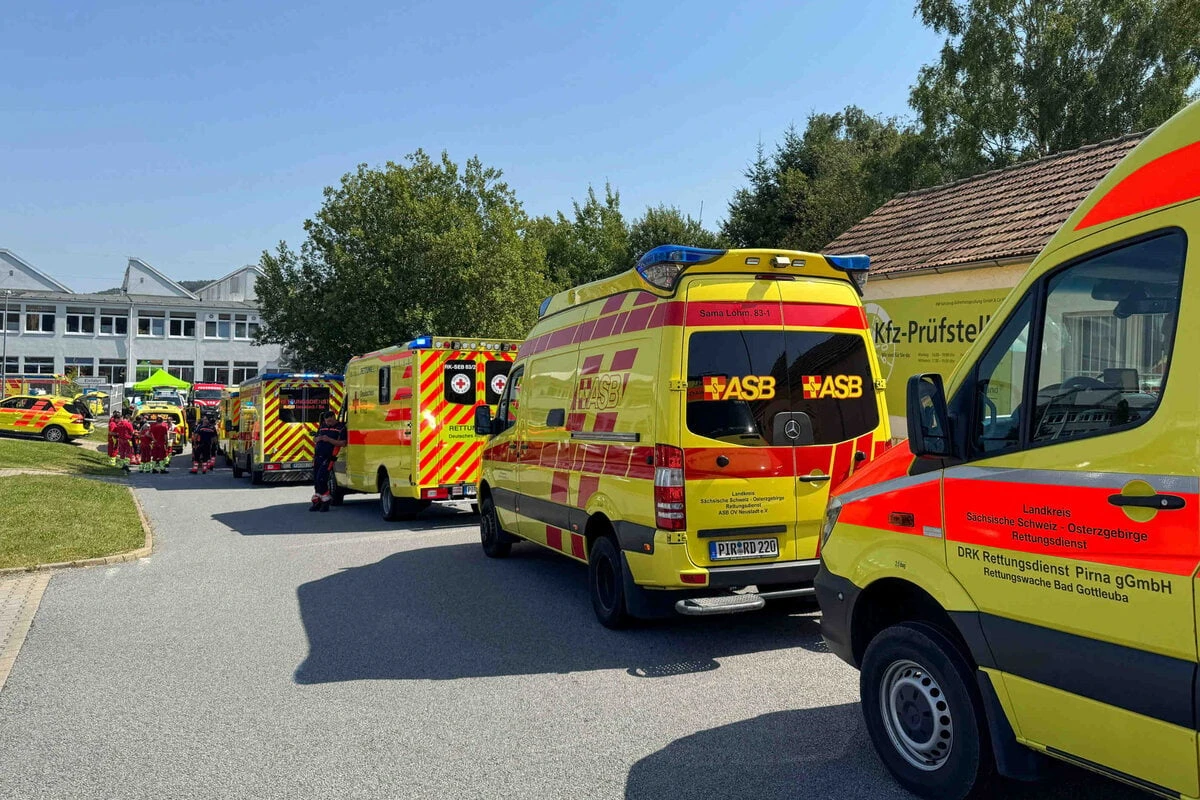 Großeinsatz in Neustadt: Verletzte nach Gasleck in Klimakompressor
