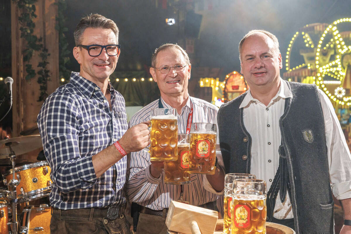 O'zapft is! Das Bier fließt, Dresden im Wiesn-Fieber