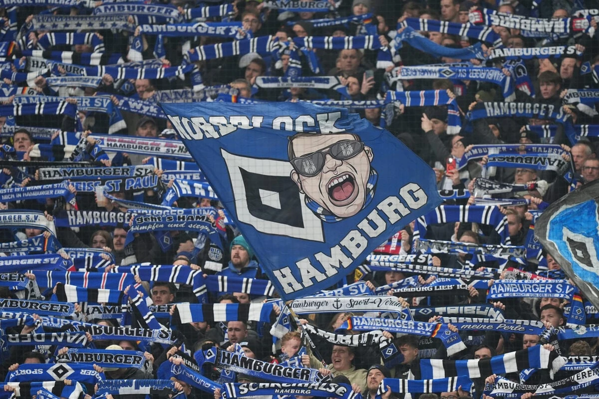 Verzweifelte Ticket-Suche: HSV-Fans bieten hohe Summen und Sammlerstücke