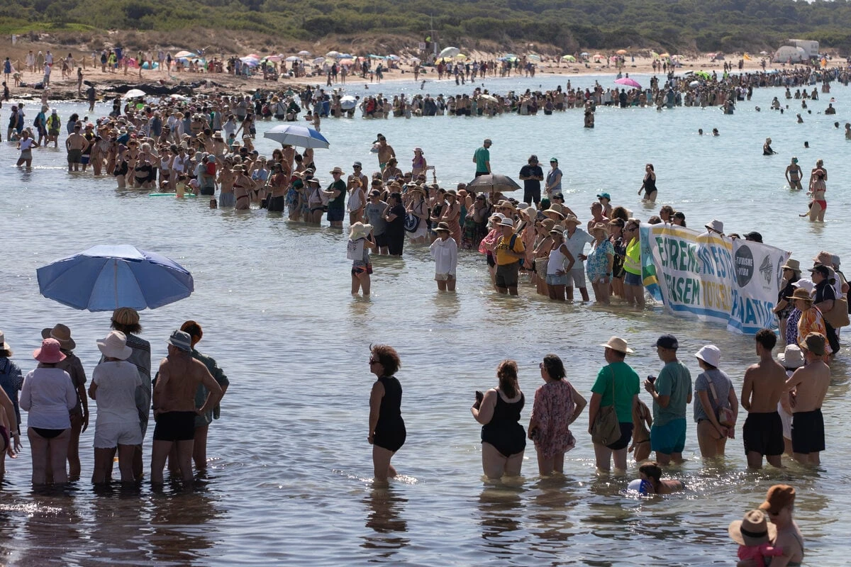 Deutscher (†59) stirbt während Demo an Mallorca-Strand