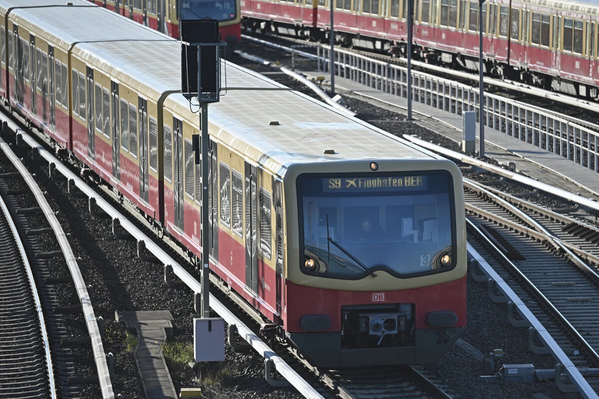 Kabeldiebe sorgen weiter für S-Bahn-Frust