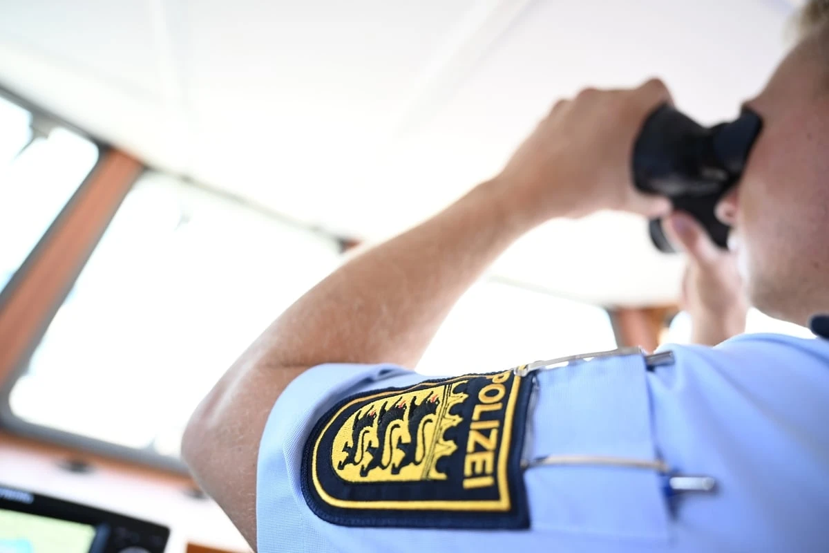 Kinder ohne Schwimmweste auf Bodensee unterwegs: Polizei muss eingreifen