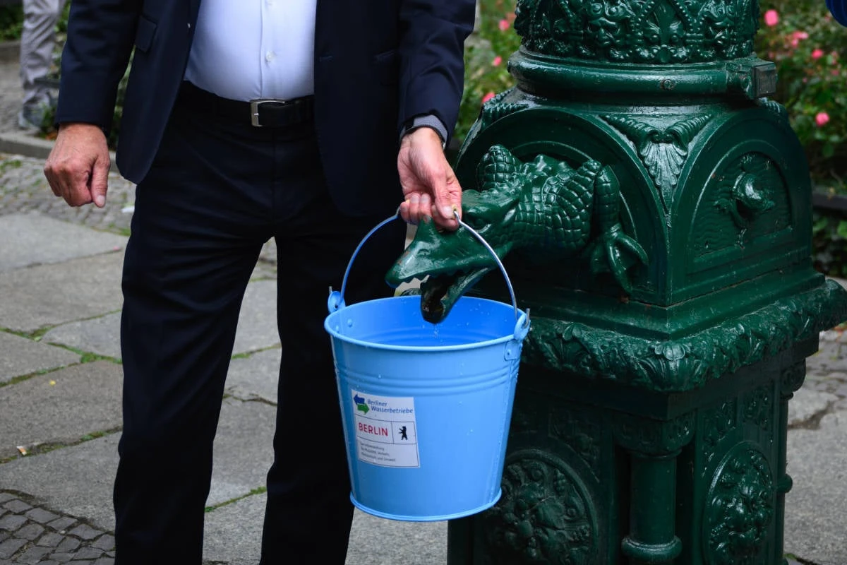 Berlin hat ein (Not-)Wasserproblem: Hunderte Brunnen kaputt