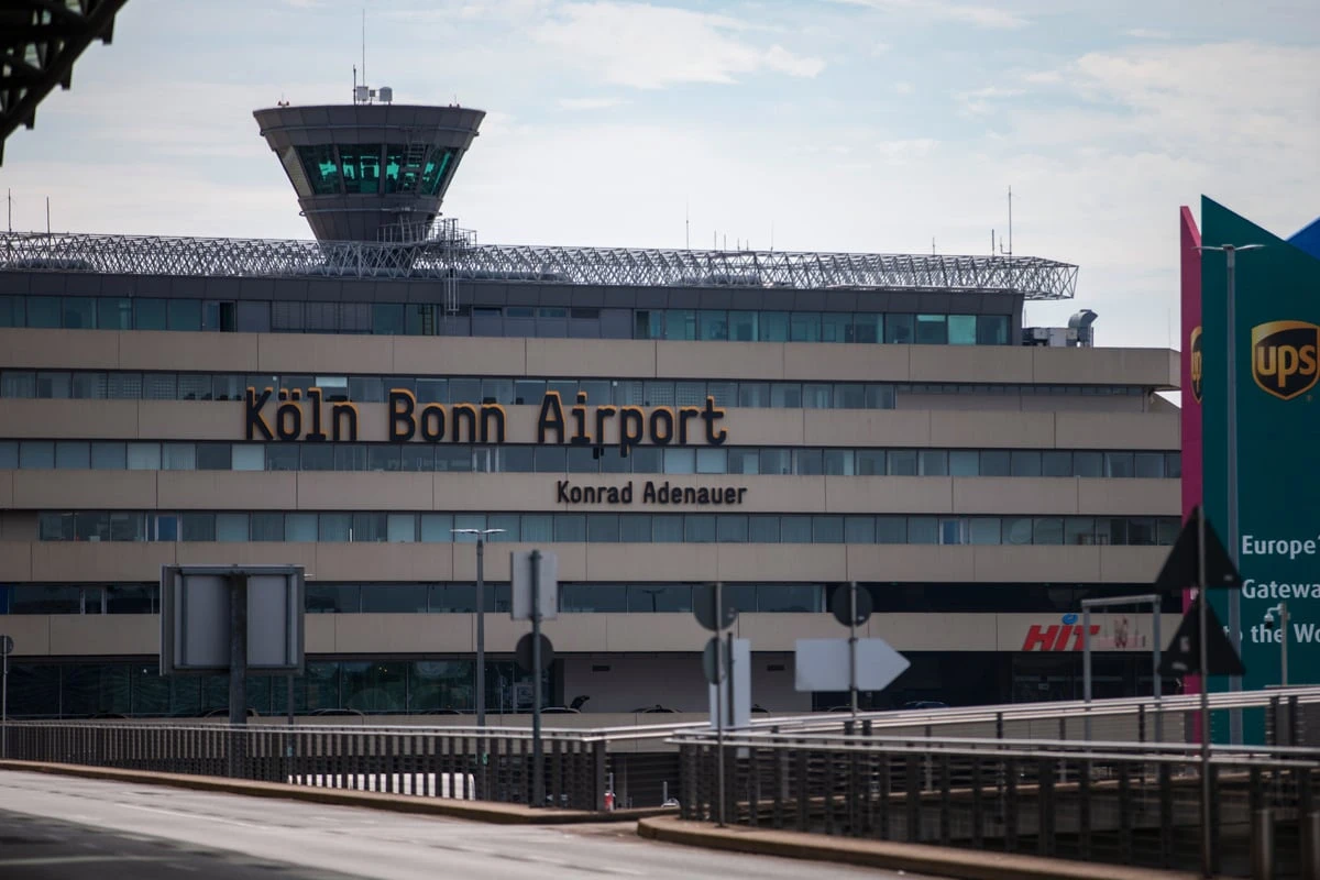 Cyberangriff sorgt für Störungen im Flugverkehr: So ist der Stand an NRW-Airports