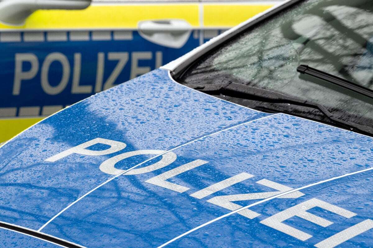 Versuchter Aufbruch eines Geldautomaten - Polizei sucht nach Zeugen!