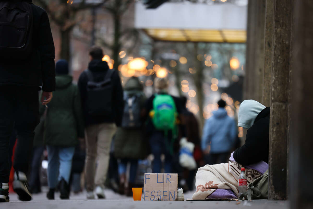 Tausende Obdachlose in Hamburg: Sozialbehörde ist nicht überrascht!