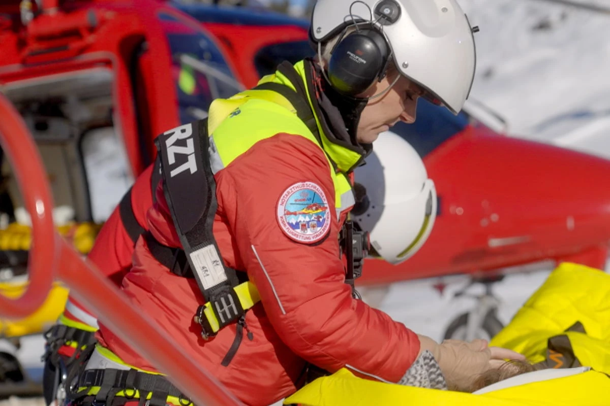 Horror-Sturz auf schwarzer Ski-Piste: 