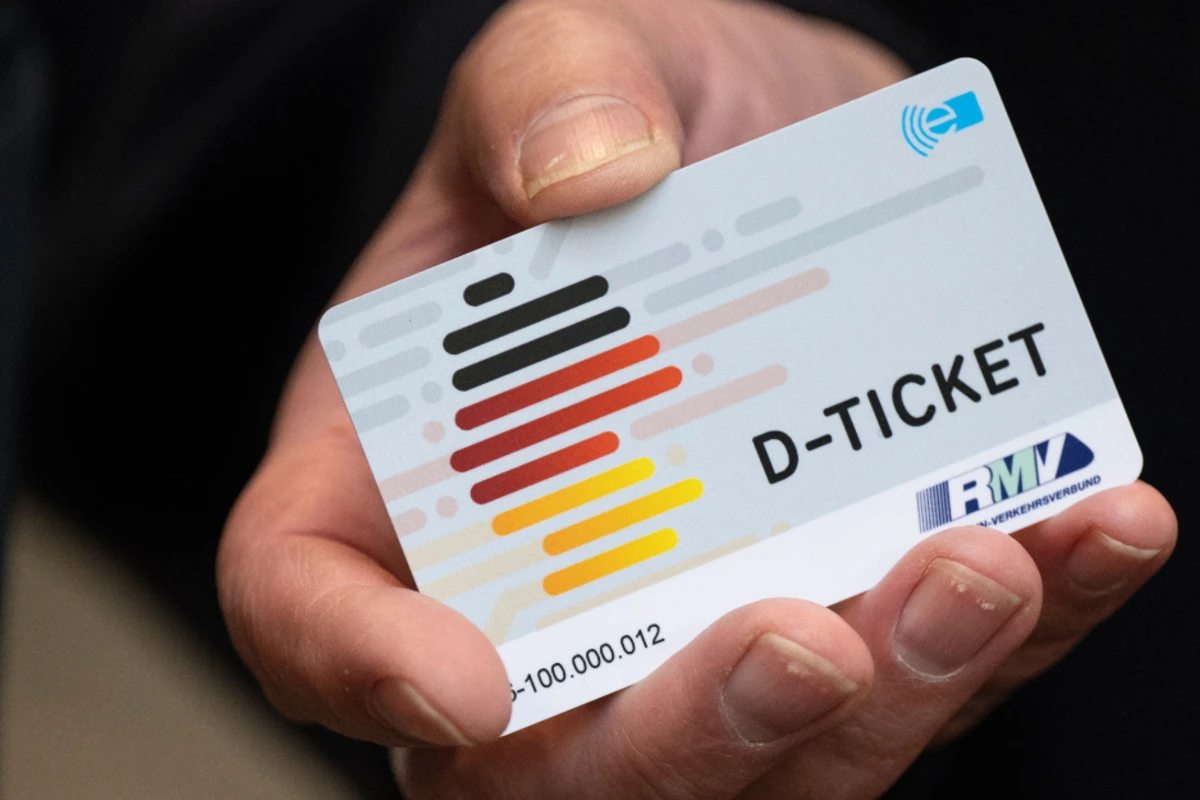 Deutschlandticket für Studenten kommt: Ab dann ist es gültig!