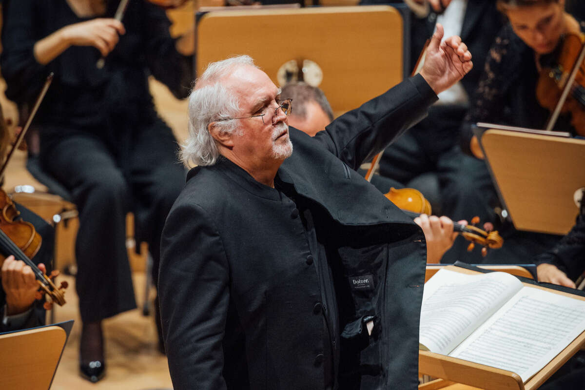 Mit neuen Chefdirigenten: Die Dresdner Orchester spielen wieder!