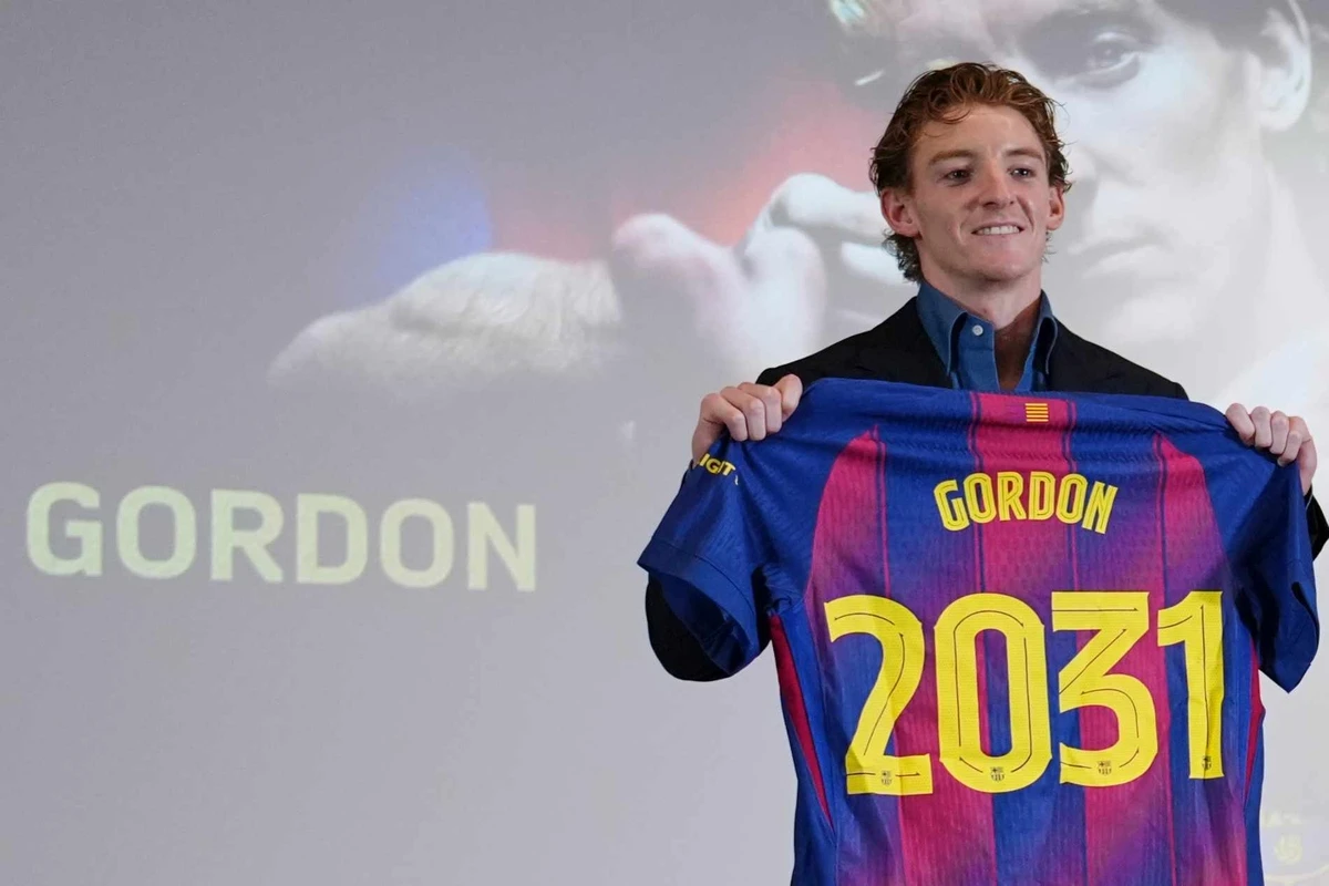 Transfermarkt im Ticker: Mega-Deal fix! Barcelona schnappt den Bayern ihren Wunschspieler weg