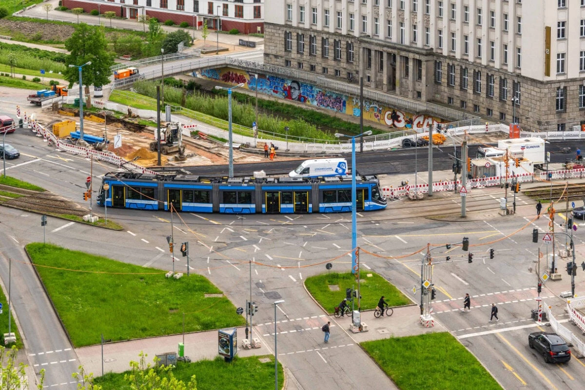 Wegen Bauarbeiten am Falkeplatz in Chemnitz: Diese Busse und Bahnen fahren ab Montag anders