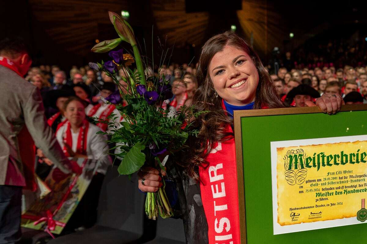 Kretschmer und Hilbert gratulieren: Briefe und Lob für neue Meister