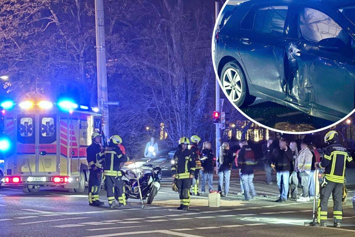 Unfall in Leipzig-Zentrum: Motorradfahrer muss ins Krankenhaus