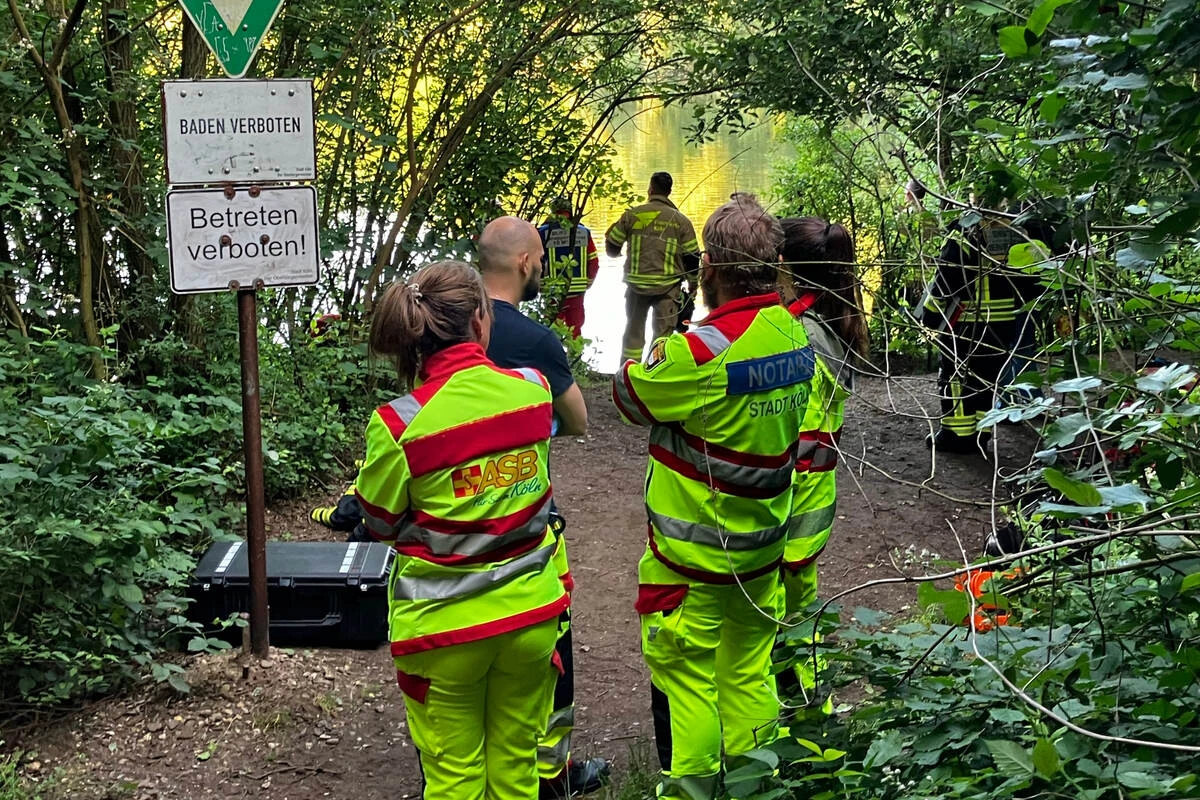 Spaziergänger findet Leiche in Kölner See: Ist es der vermisste Mann?