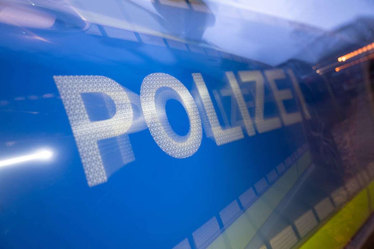 Verfolgungsjagd endet tödlich: Polizist (†32) wird von Auto erfasst und stirbt