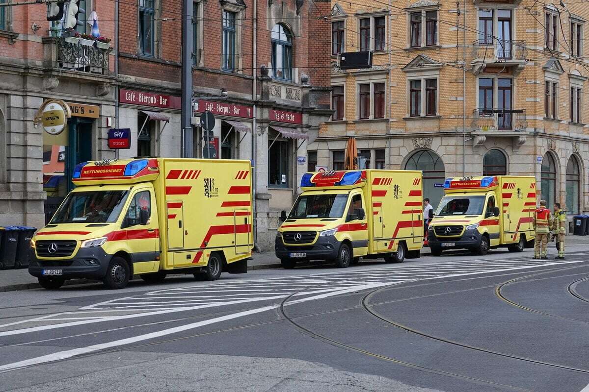 Notorischer Schläger drischt nachts auf Frauen ein - U-Haft!