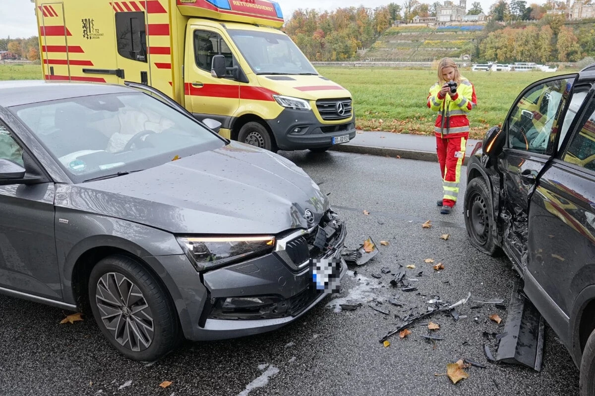 Verletzte nach schwerem Unfall am Käthe-Kollwitz-Ufer