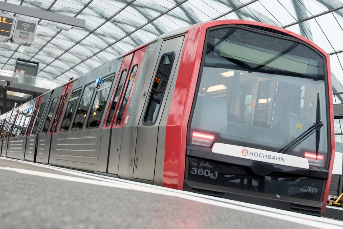 Busse statt Bahnen: Ersatzverkehr auf U1-Teilabschnitt in Hamburg