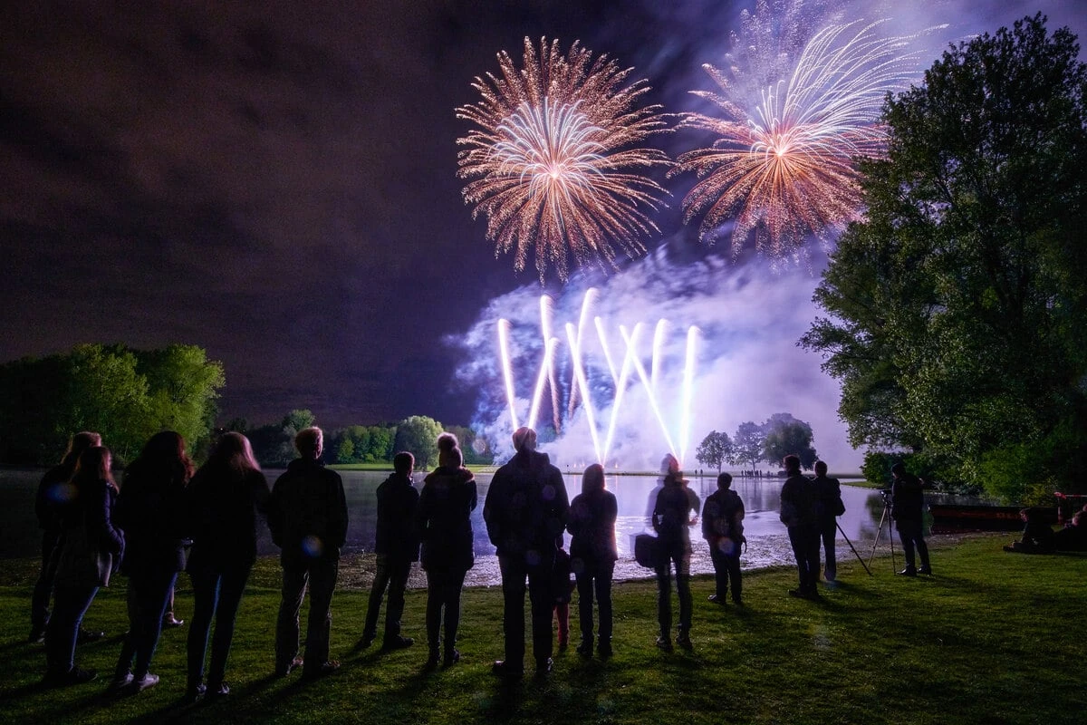 Messer, Schläge, zu viel Alkohol: Polizei muss bei 