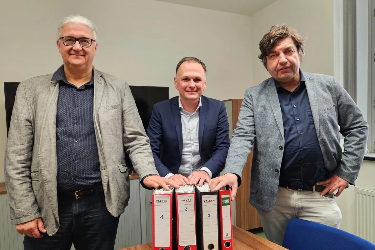 DVB-Kürzungen: Linke streben Bürgerentscheid an