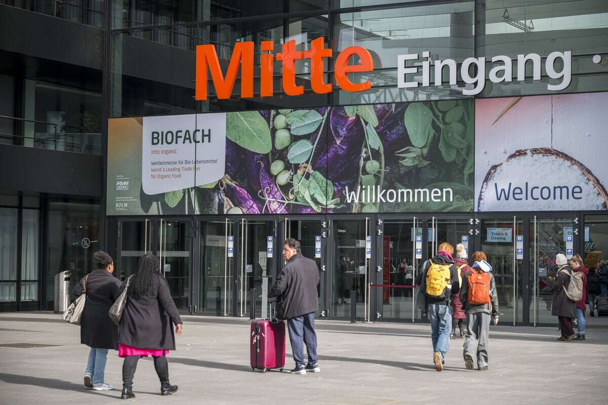 Tragödie im Messezentrum Nürnberg: Arbeiter stürzt in die Tiefe und stirbt