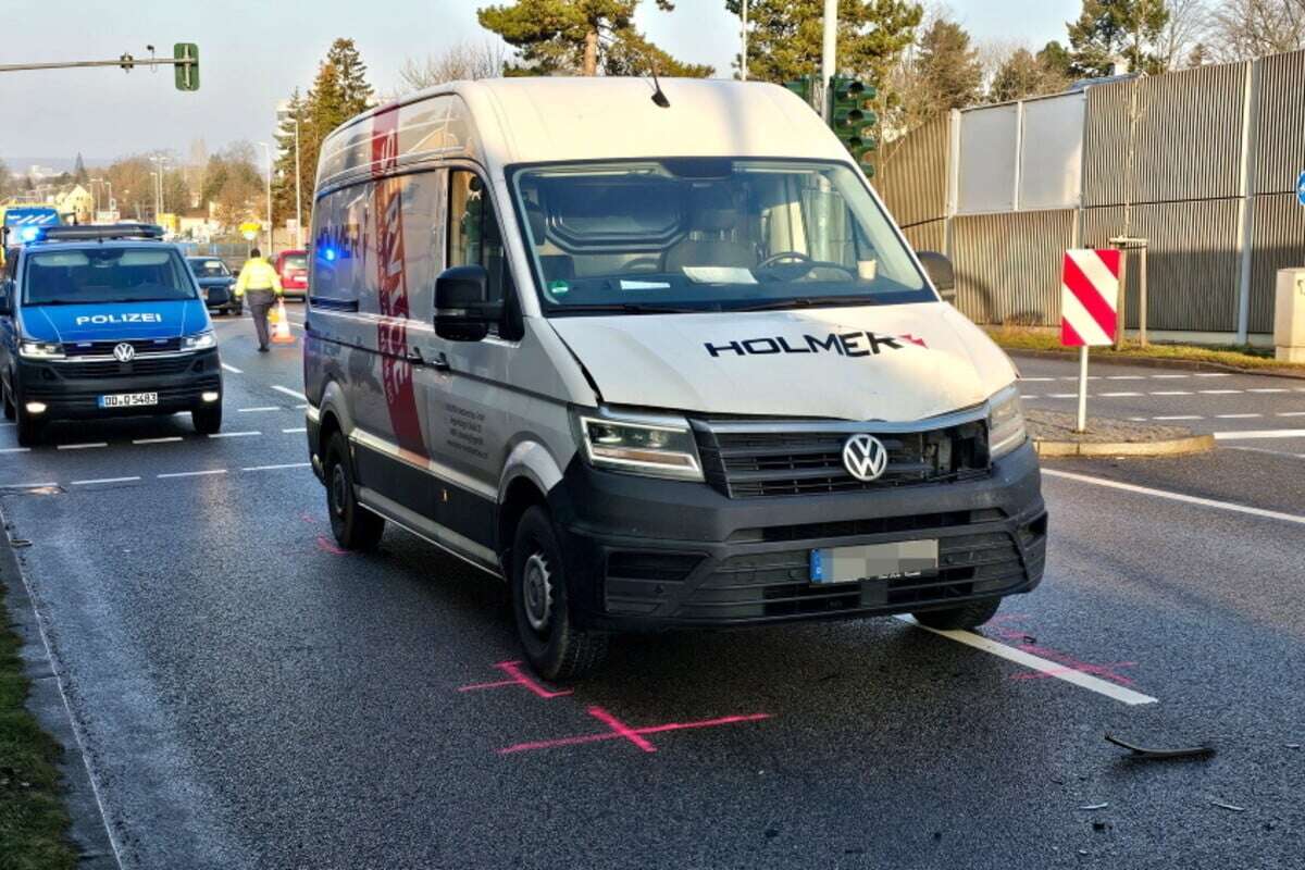 Schwerer Unfall in Chemnitz: Kleintransporter erfasst Fußgänger auf B174