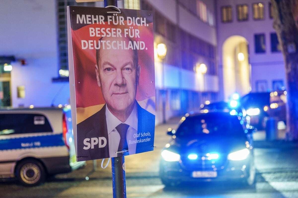 Über 100 Wahlplakate geklaut: Polizei sucht nach flinken Dieben