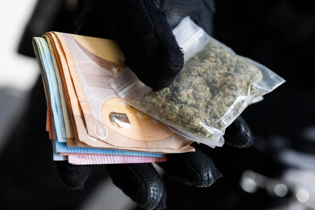 Crystal Meth, Marihuana, Kokain: Polizei deckt Drogenhandel in Leipziger Spätis auf