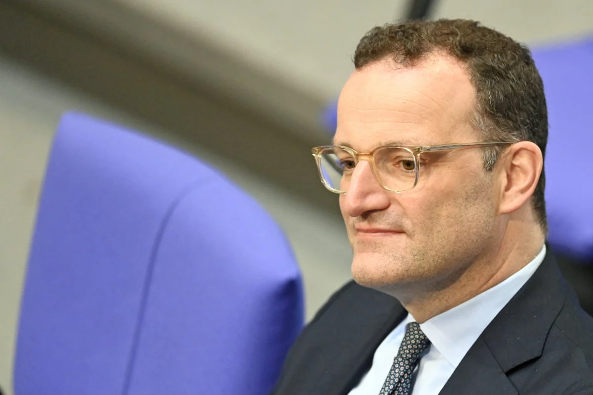 Nahost-Konflikt: Spahn verteidigt Merz in Debatte um Waffenlieferungen