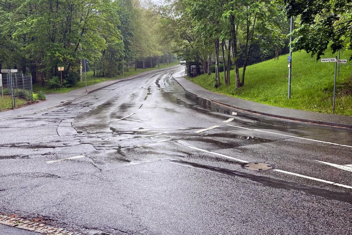 Baustellen in Chemnitz: Monatelange Vollsperrung in Helbersdorf, Einschränkungen auf A4 und A72