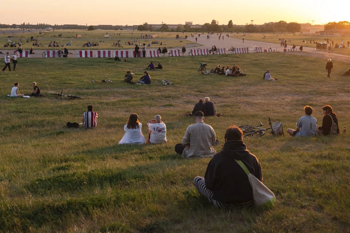 Jetzt also doch: Berlin könnte Tempelhofer Feld am Rand bebauen